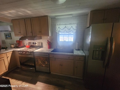 7 Valley Gorge Mobile Home Park, White Haven, PA 18661 - photo 6