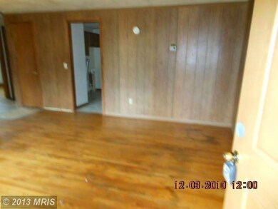 8812 Thornton Rolling Rd, Fredericksburg, VA 22408 - photo 7