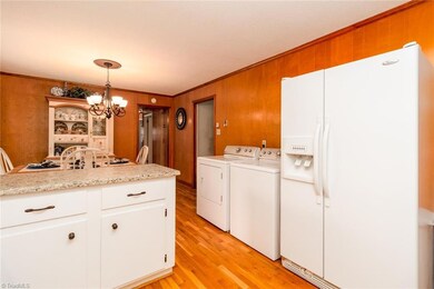 5909 Chipmunk Dr, Greensboro, NC 27407 - photo 6