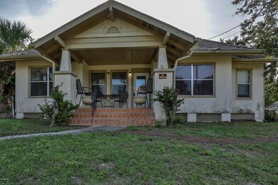 220 Riverview Dr Print Ready-6