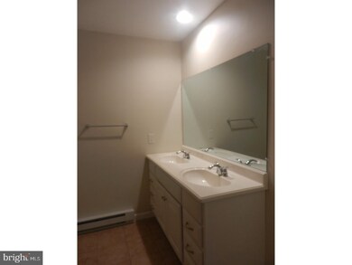 4806 Brecknock Ct, Mays Landing, NJ 08330 - photo 5