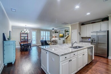 2483 Kings Gate-23