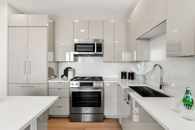 Slip45 unit 601, Boston, MA 02128 - photo 6