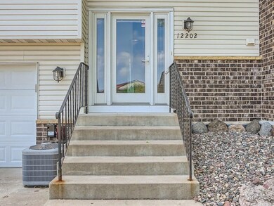 04 Exterior Front Entry.jpg