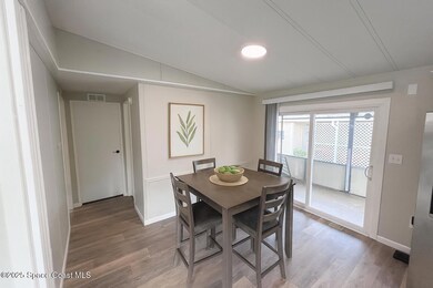 4407 Twin Lakes Dr, Melbourne, FL 32934 - photo 5