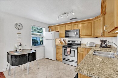 3230 NE 13th St unit 4, Pompano Beach, FL 33062 - photo 5