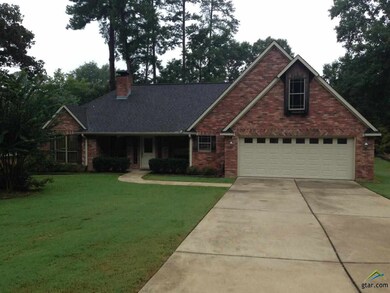 8225 Robert e Lee Dr, Tyler, TX 75703 - photo 2