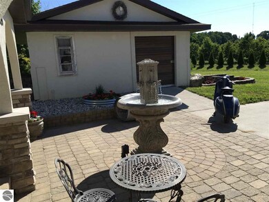 8514 E Lincoln Rd, Cedar, MI 49621 - photo 3