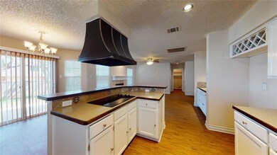 1509 Columbus Dr, Rowlett, TX 75089 - photo 7