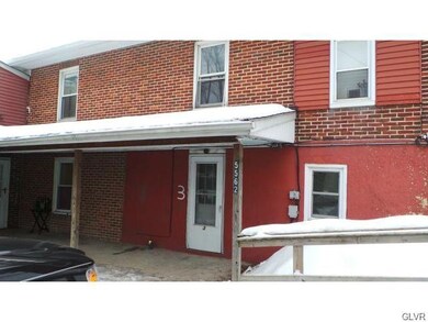 5562 Main St unit 3, Whitehall, PA 18052 - photo 2