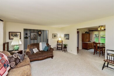 287 Tomahawk Trail SE, Cedar Rapids, IA 52403 - photo 6