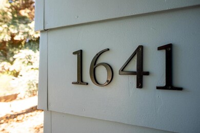 1641 Llanada St, Klamath Falls, OR 97601 - photo 5