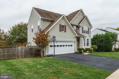 12964 Torchlight Dr, Woodbridge, VA 22193 - photo 2