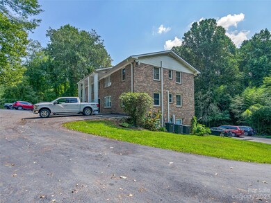 162 Allenwood Cir, Hendersonville, NC 28792 - photo 3