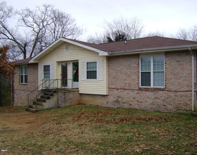 1834 Dana Ln, Hixson, TN 37343 - photo 2