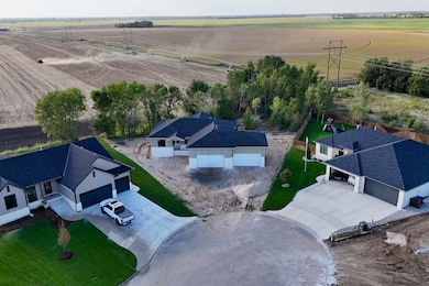 5927 N Saint Paul Ct, Wichita, KS 67204 - photo 2