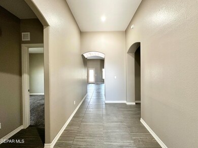 621 Guy Meyers, Socorro, TX 79927 - photo 2