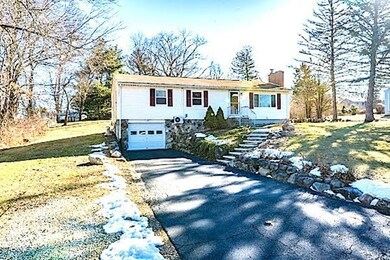 24 Tracy Cir, Amherst, MA 01002 - photo 2