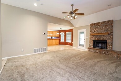 793 Robin Ct, Springtown, TX 76082 - photo 7