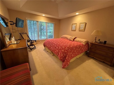 8553 Stone Oak Dr, Holland, OH 43528 - photo 4