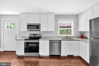 68 Rose Hill Ln, Toms Brook, VA 22660 - photo 4