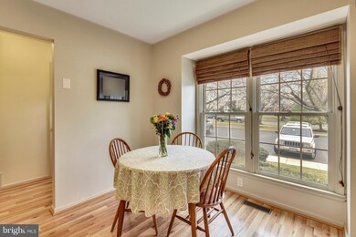 510 Bay Dale Ct, Arnold, MD 21012 - photo 5