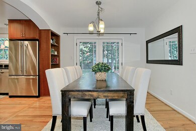 1900 Rampart Dr, Alexandria, VA 22308 - photo 4