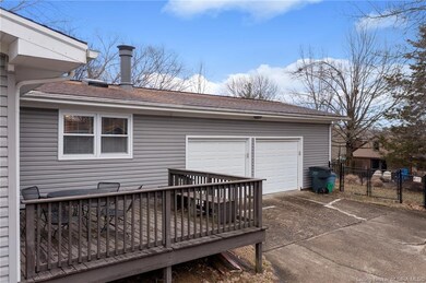 1904 Carriage Ct, New Albany, IN 47150 - photo 3