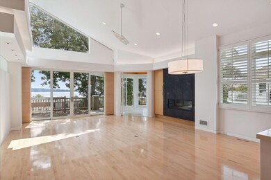 722 Widsten Cir, Wayzata, MN 55391 - photo 4