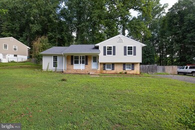 6807 Ashton Cir, Fredericksburg, VA 22407 - photo 4