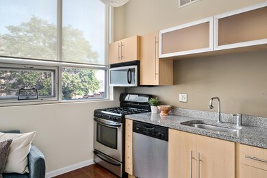 60 E Spring St #204_MLS_09