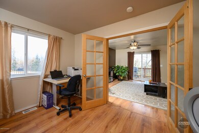 9001 Brooklyn Cir-5