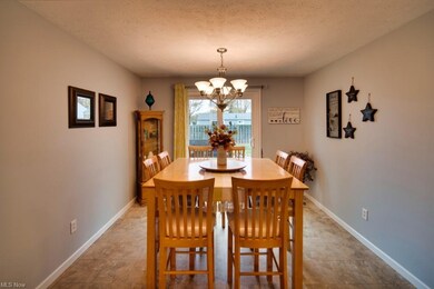 646 Idlewood Ave, Sheffield Lake, OH 44054 - photo 3