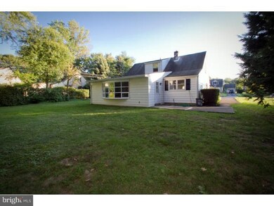 1207 Larchwood Rd, Flourtown, PA 19031 - photo 3