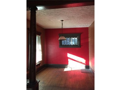 900 Harriet Ave NW, Canton, OH 44703 - photo 2