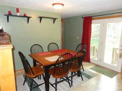 33 Laurel Ln, Bellingham, MA 02019 - photo 7