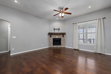 645 N Maplewood Hills Rd, Nixa, MO 65714 - photo 5