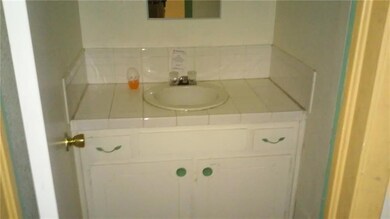 333 Maricela Dr, El Paso, TX 79915 - photo 5