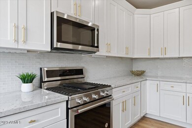 11-Kitchen