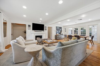 6261 Overbrook Ln, Houston, TX 77057 - photo 5