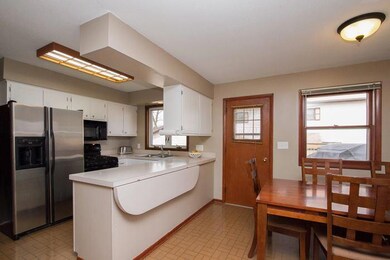 diningroom_700.jpg