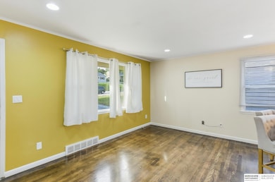 5618 Frederick St, Omaha, NE 68106 - photo 7