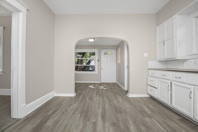 805 McDonald St, Elkhart, IN 46516 - photo 5