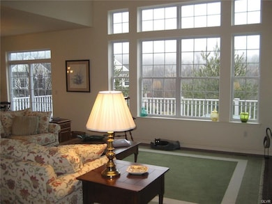 2374 Hollow View Dr, Easton, PA 18040 - photo 6