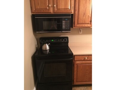 41 Parker St, Billerica, MA 01821 - photo 4