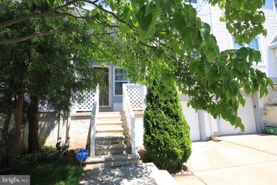 4205 Quaker Ct, North Wales, PA 19454 - photo 2