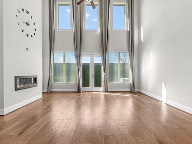 8405 Water Oak Pass Dr, Houston, TX 77055 - photo 6