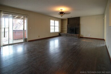 3205 S 210th East Ave, Broken Arrow, OK 74014 - photo 4