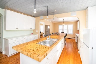 1532 Henry Place, Waukegan, IL 60085 - photo 7