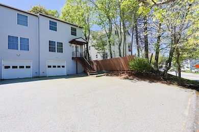 50 Heywood St unit 50, Worcester, MA 01604 - photo 3